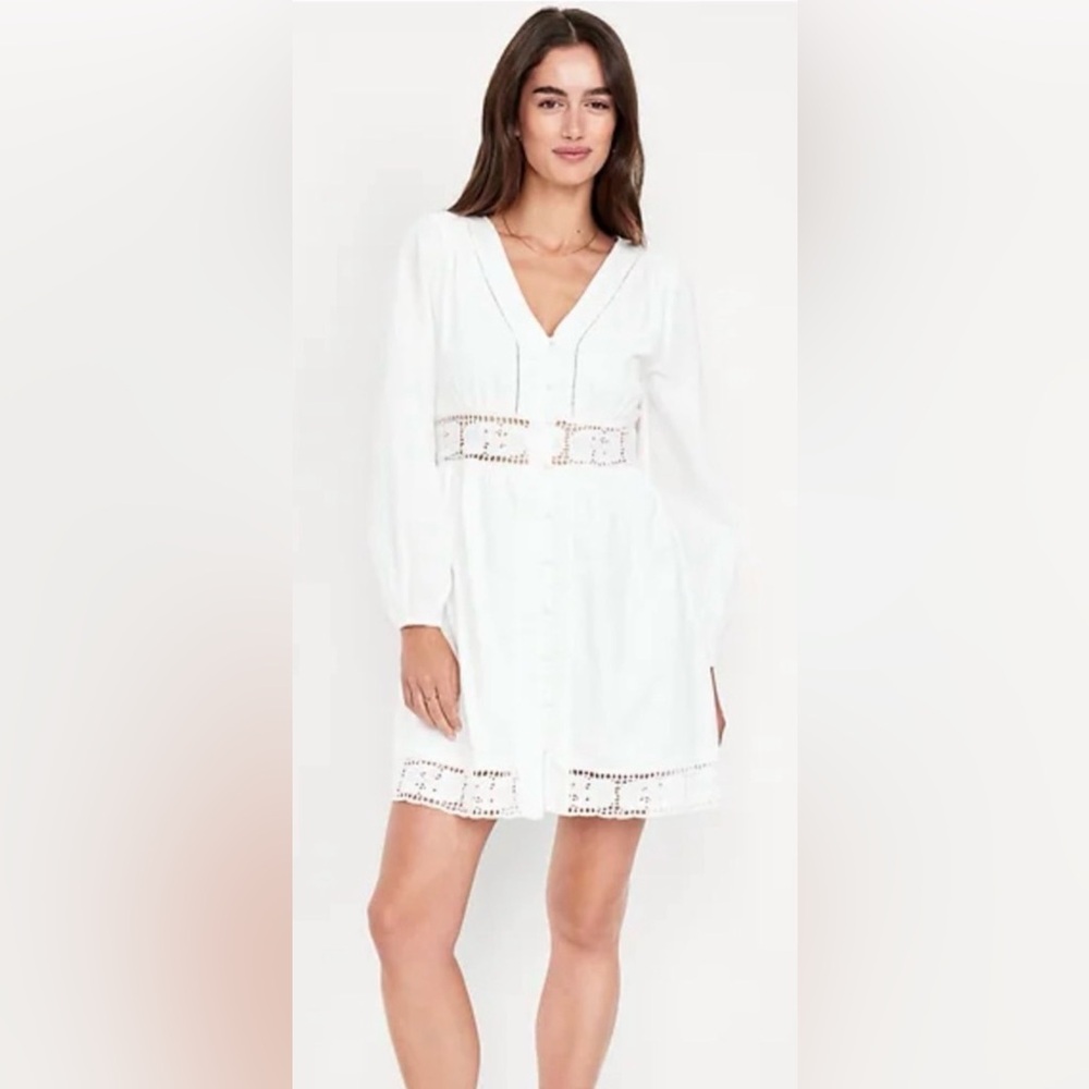 NWOT Old Navy White Cotton Long Sleeve Waist Defined Cutwork Mini Dress Small